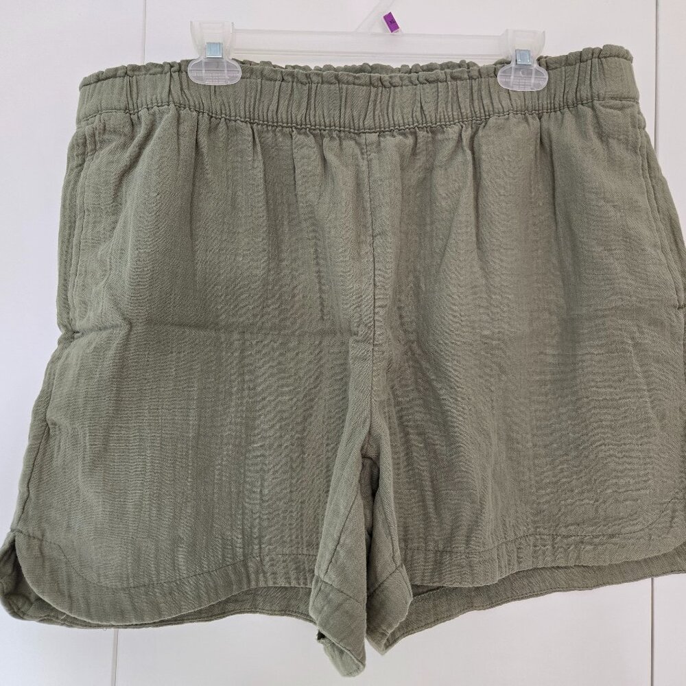 Old Navy Olive Green Linen Shorts size XL